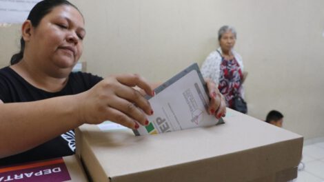 Elecciones judiciales en Bolivia concluyen sin incidentes
