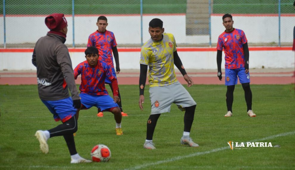 CDT Real Oruro sigue con sus entrenamientos de cara al ascenso indirecto
