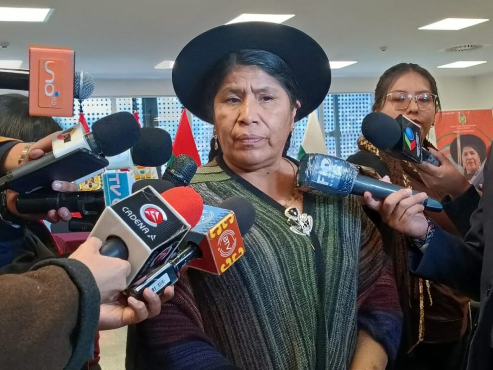 María Lero critica a Omar Yujra por falta de liderazgo en el debate del PGE 2025