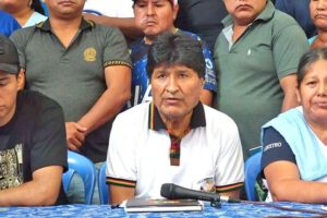 Evo Morales critica al gobierno en el Día de la Revolución Democrática y Cultural