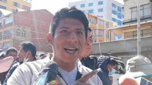 Arnold Alanez buscado por la Policía tras orden de aprehensión por intento de asesinato