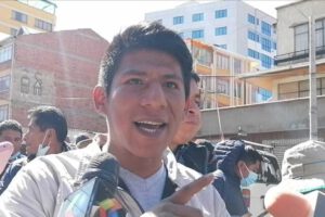 Arnold Alanez buscado por la Policía tras orden de aprehensión por intento de asesinato