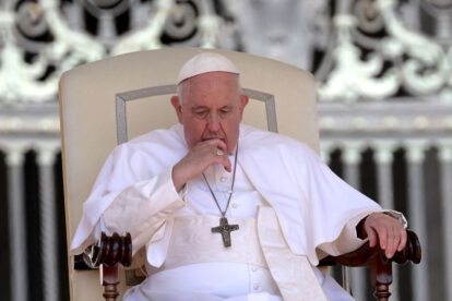 Papa Francisco denuncia Israel por negar acceso a Gaza