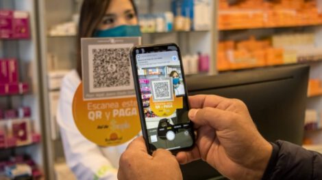 Códigos QR en transacciones financieras en Bolivia