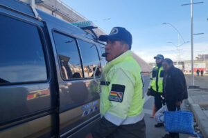 Alcaldía de El Alto suspende líneas de transporte por cobros excesivos