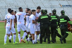 Informe arbitral sobre Royal Pari abandono