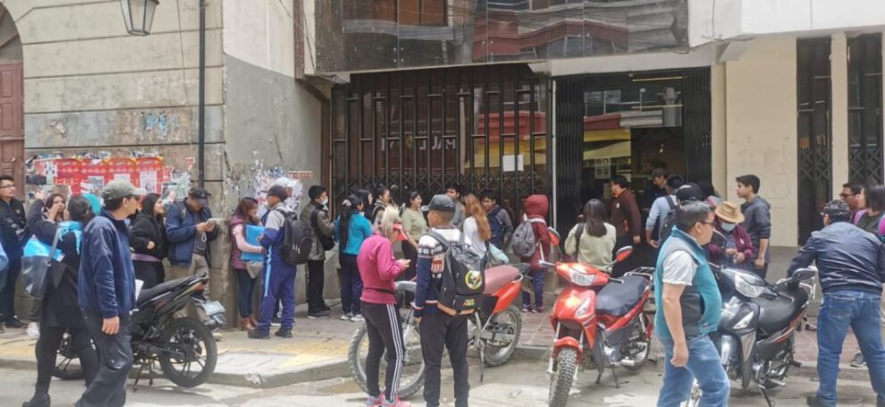 Examen de admisión UTO 2025