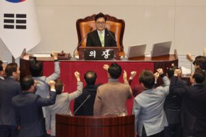 Destitución de Han Duck-soo en el Parlamento surcoreano