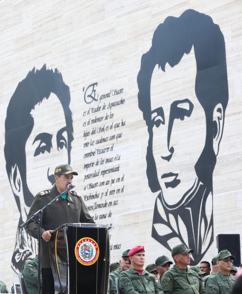 Maduro promete más patria e independencia para 2025