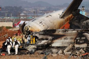 Accidente aéreo en Corea del Sur con 179 muertos y solo dos sobrevivientes