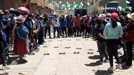 carrera pedestre en Poopó