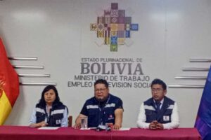 Denuncias por aguinaldos impagos en Bolivia