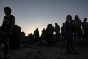 Ataques aéreos en Gaza causan muertes y heridos