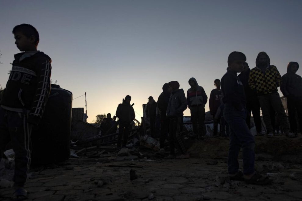 Ataques aéreos en Gaza causan muertes y heridos