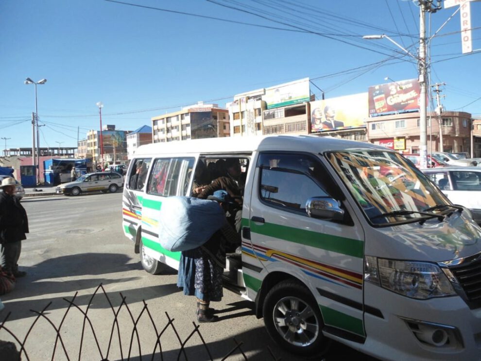 abrogación del incremento de pasajes en Oruro