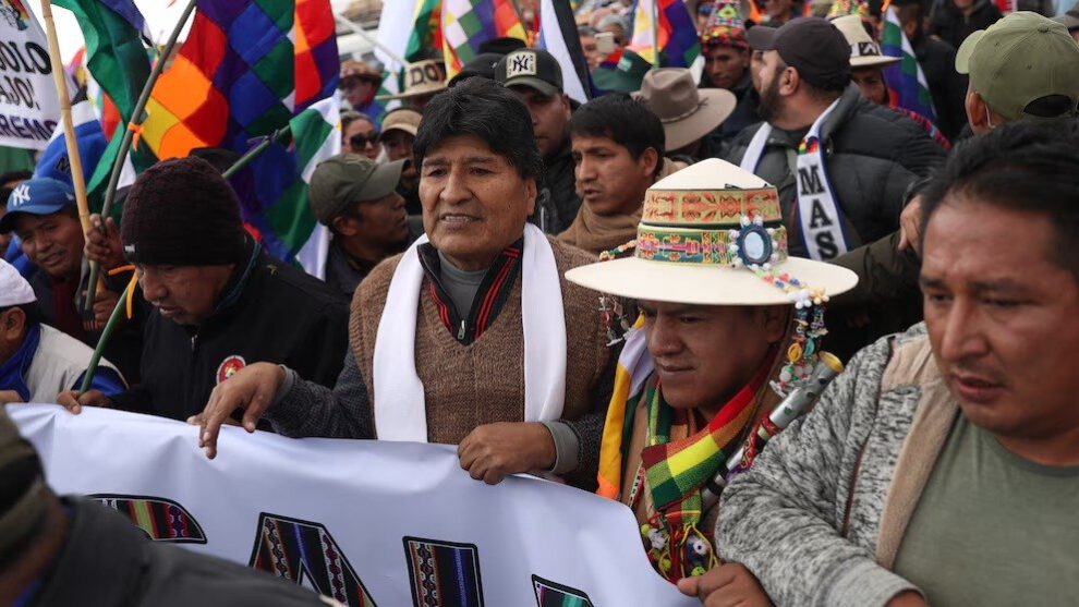 Marcha del evismo convocada por Evo Morales en respuesta a la crisis económica