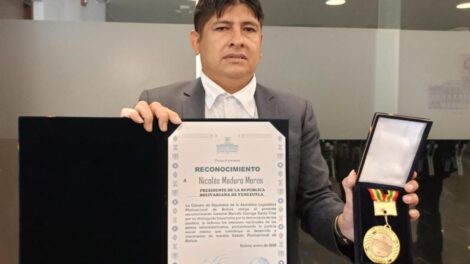 Reconocimiento a Nicolás Maduro por el diputado Rolando Cuéllar