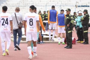 Royal Pari excluido de la División Profesional por abandonar el campo de juego