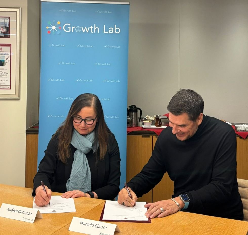 Desafíos económicos de Bolivia con Marcelo Claure y Harvard