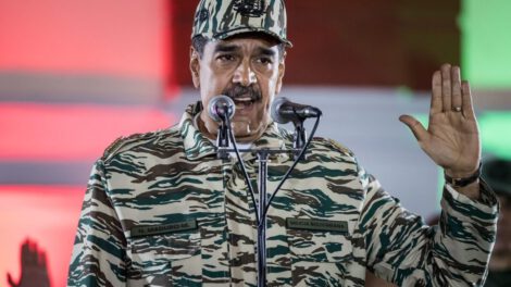 Nicolás Maduro habla durante un acto en Caracas