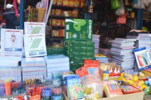 Aumento de precios del material escolar en Cochabamba