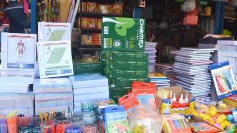 Aumento de precios del material escolar en Cochabamba