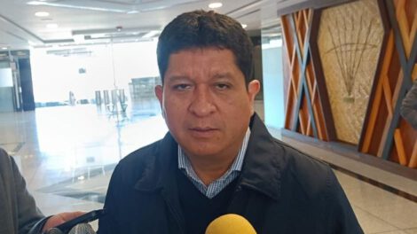 Ley para magistrados electos según senador Luis Adolfo Flores