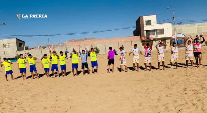 Fútbol playa AFO en Oruro