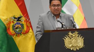 Reforma del sistema judicial presentada por César Siles