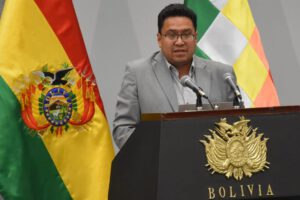 Reforma del sistema judicial presentada por César Siles