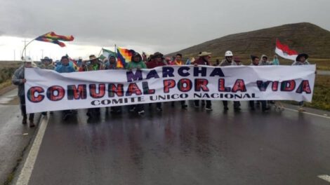 Marcha de sectores evistas hacia Calamarca