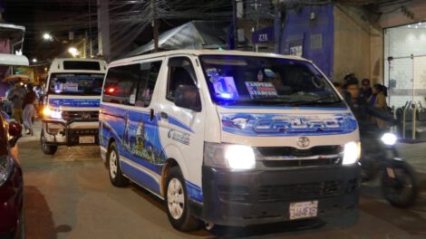 Transporte urbano escolar para estudiantes