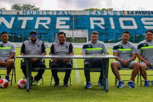 San Antonio pretemporada bajo el mando de Julio César Baldivieso