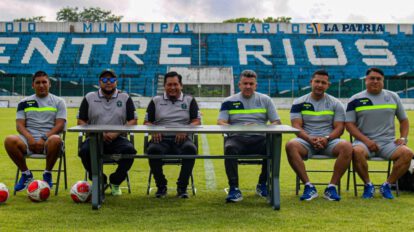 San Antonio pretemporada bajo el mando de Julio César Baldivieso