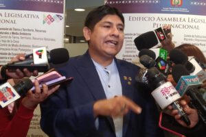 Evo Morales evadir justicia y críticas de Rolando Cuéllar