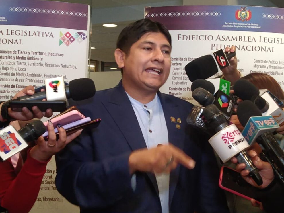 Evo Morales evadir justicia y críticas de Rolando Cuéllar