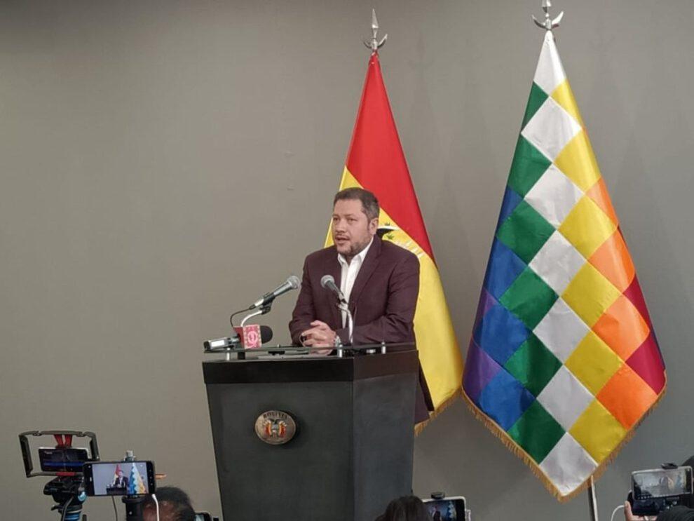 importación de combustibles en Bolivia