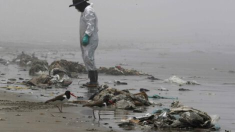 Derrame de petróleo en Perú y su impacto en las playas