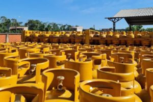 Contrabando de garrafas de gas desde Bolivia hacia Brasil