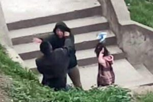 Agresión frente a hija en La Paz