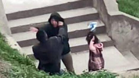 Agresión frente a hija en La Paz