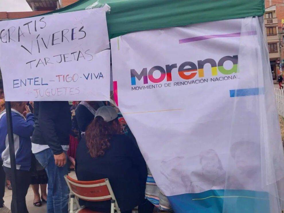 Puestos de recolección de firmas y registro de militantes de Morena