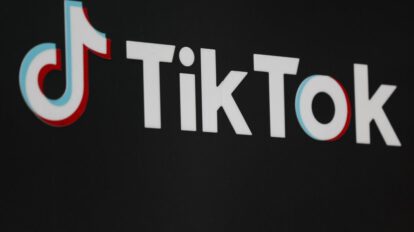 Trump prórroga TikTok y participación del 50% para empresas estadounidenses