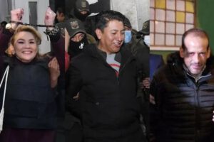 Indulto para Áñez, Camacho y Pumari propuesto por Iván Lima