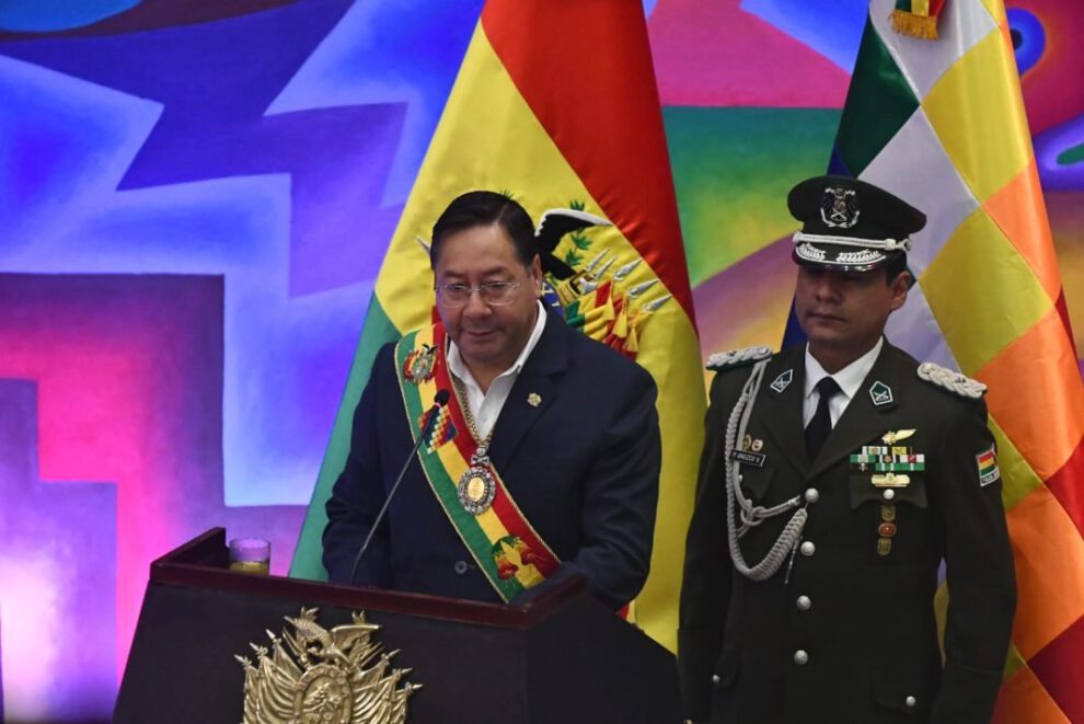 Pacto social en Bolivia propuesto por Luis Arce en el Día del Estado Plurinacional