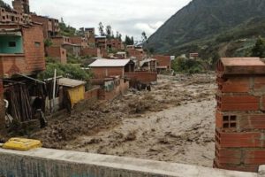 Defensa Civil advierte sobre lluvias en Bolivia