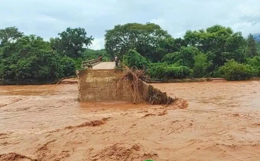 Estado de desastre en Monteagudo por desborde del río San Miguel