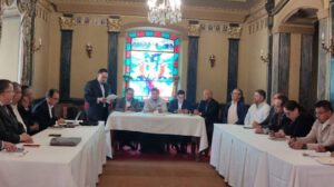 Diálogo sobre disposición adicional séptima del PGE en La Paz
