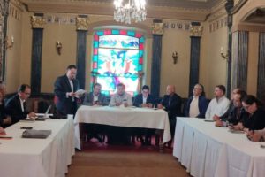 Diálogo sobre disposición adicional séptima del PGE en La Paz