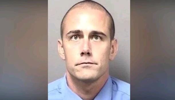 Daniel Ball indultado por Trump enfrenta nuevos cargos por posesión ilegal de armas